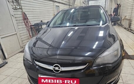 Opel Astra J, 2012 год, 720 000 рублей, 2 фотография