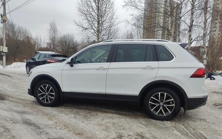 Volkswagen Tiguan II, 2019 год, 3 550 000 рублей, 3 фотография