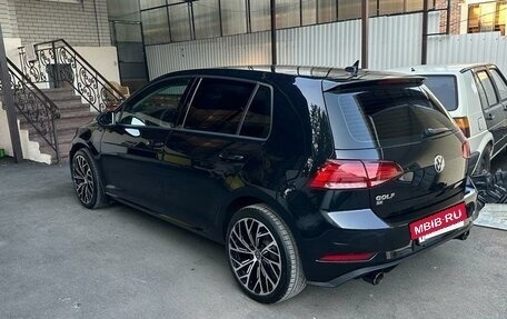 Volkswagen Golf VII, 2019 год, 1 993 000 рублей, 2 фотография