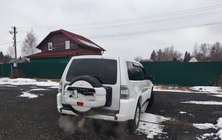 Mitsubishi Pajero IV, 2014 год, 2 050 000 рублей, 2 фотография