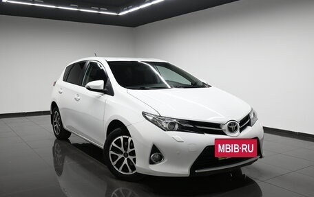 Toyota Auris II, 2013 год, 1 395 000 рублей, 5 фотография