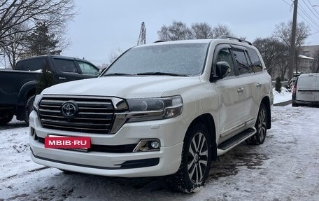 Toyota Land Cruiser 200, 2018 год, 8 250 000 рублей, 3 фотография