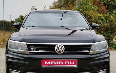 Volkswagen Tiguan II, 2019 год, 2 900 000 рублей, 1 фотография