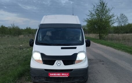 Renault Trafic, 2007 год, 1 700 000 рублей, 7 фотография