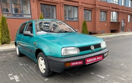 Volkswagen Golf III, 1993 год, 199 000 рублей, 1 фотография