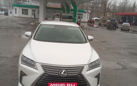 Lexus RX IV рестайлинг, 2017 год, 3 400 000 рублей, 8 фотография