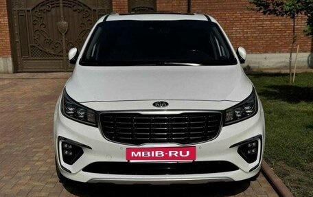 KIA Carnival III, 2019 год, 3 100 000 рублей, 4 фотография