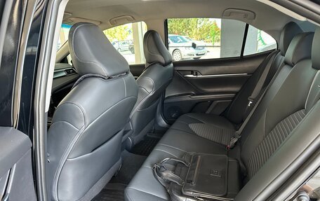 Toyota Camry, 2022 год, 3 450 000 рублей, 7 фотография