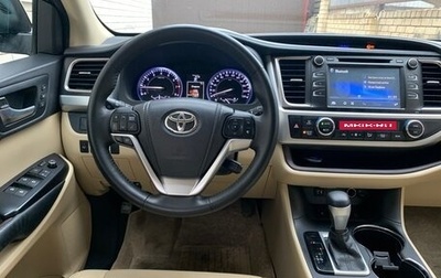 Toyota Highlander III, 2014 год, 3 050 000 рублей, 1 фотография