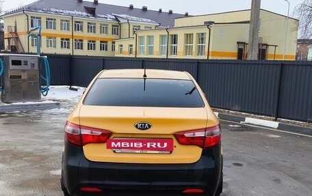 KIA Rio III рестайлинг, 2014 год, 520 000 рублей, 2 фотография