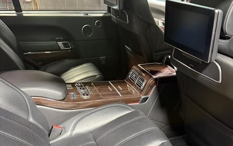 Land Rover Range Rover IV рестайлинг, 2017 год, 7 480 000 рублей, 5 фотография