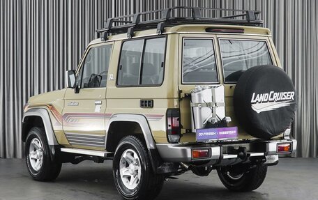 Toyota Land Cruiser 70, 2022 год, 6 999 000 рублей, 2 фотография