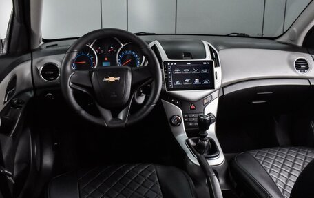 Chevrolet Cruze II, 2013 год, 899 000 рублей, 6 фотография