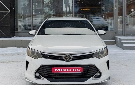 Toyota Camry, 2016 год, 2 420 000 рублей, 2 фотография