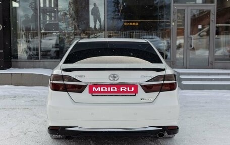 Toyota Camry, 2016 год, 2 420 000 рублей, 6 фотография