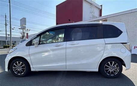 Honda Freed I, 2016 год, 884 000 рублей, 2 фотография