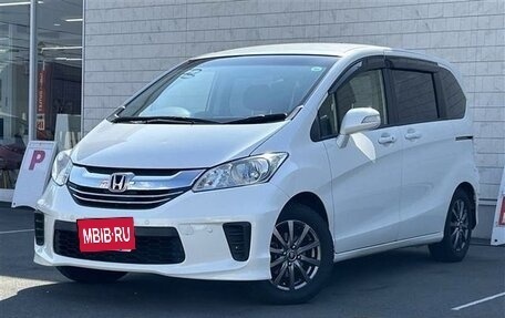 Honda Freed I, 2016 год, 884 000 рублей, 1 фотография