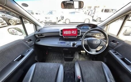 Honda Freed I, 2016 год, 884 000 рублей, 5 фотография