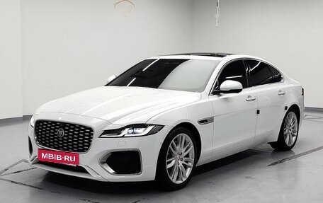 Jaguar XF II, 2021 год, 3 600 000 рублей, 3 фотография