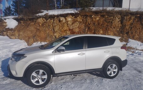 Toyota RAV4, 2013 год, 1 800 000 рублей, 4 фотография