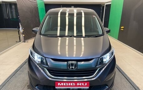 Honda Freed II, 2017 год, 1 598 000 рублей, 2 фотография