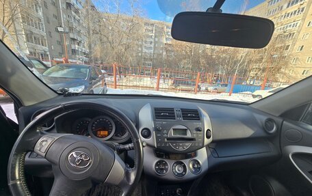 Toyota RAV4, 2006 год, 1 180 000 рублей, 13 фотография