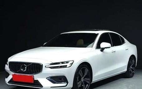 Volvo S60 III, 2020 год, 3 018 000 рублей, 2 фотография