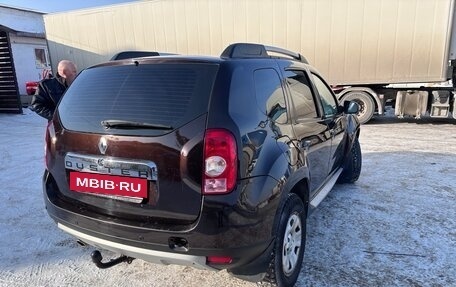 Renault Duster I рестайлинг, 2014 год, 945 000 рублей, 2 фотография