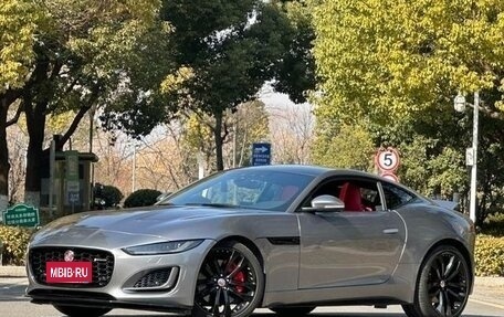 Jaguar F-Type I рестайлинг 2, 2022 год, 5 750 000 рублей, 1 фотография