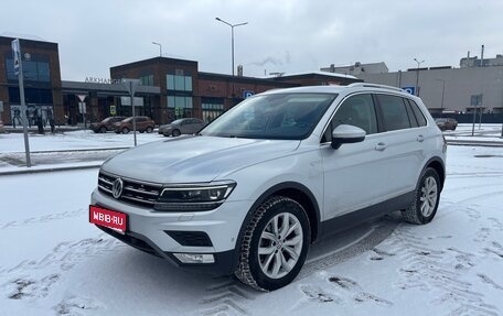 Volkswagen Tiguan II, 2017 год, 2 999 000 рублей, 1 фотография