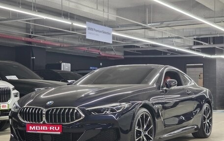 BMW 8 серия, 2021 год, 5 600 000 рублей, 1 фотография