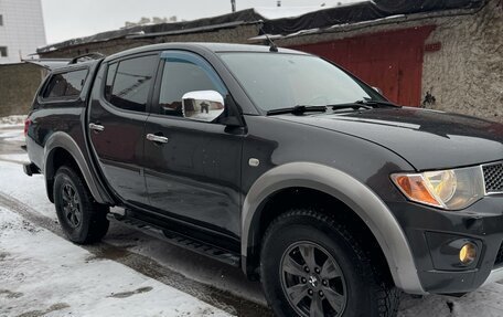 Mitsubishi L200 IV рестайлинг, 2011 год, 1 890 000 рублей, 3 фотография