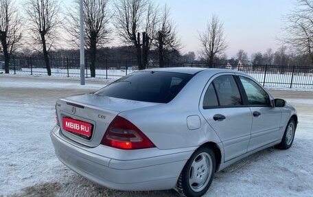 Mercedes-Benz C-Класс, 2003 год, 650 000 рублей, 6 фотография