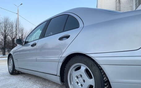 Mercedes-Benz C-Класс, 2003 год, 650 000 рублей, 17 фотография