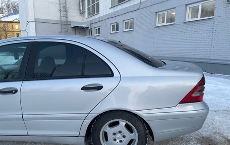 Mercedes-Benz C-Класс, 2003 год, 650 000 рублей, 8 фотография