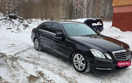 Mercedes-Benz E-Класс, 2012 год, 2 000 000 рублей, 5 фотография