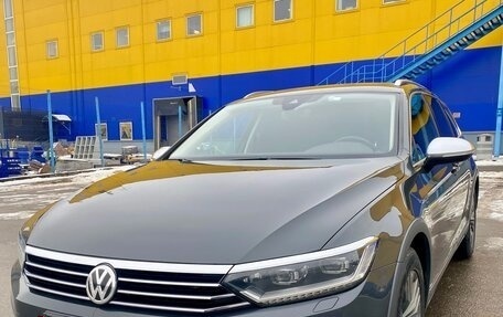 Volkswagen Passat B8 рестайлинг, 2018 год, 2 950 000 рублей, 3 фотография