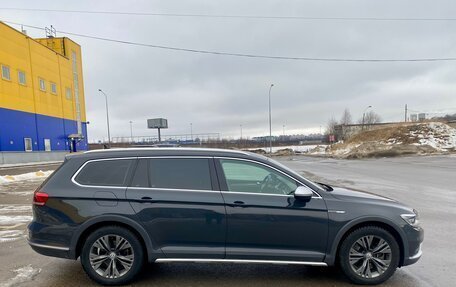 Volkswagen Passat B8 рестайлинг, 2018 год, 2 950 000 рублей, 9 фотография