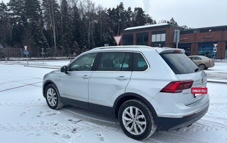 Volkswagen Tiguan II, 2017 год, 2 999 000 рублей, 4 фотография