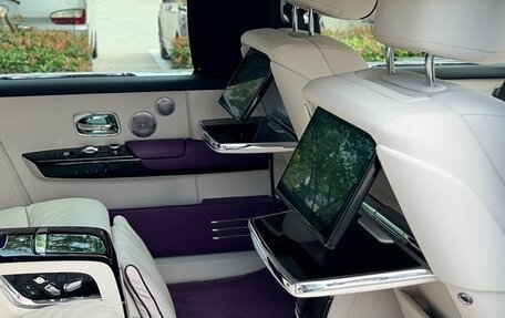 Rolls-Royce Phantom VIII, 2022 год, 43 300 224 рублей, 11 фотография