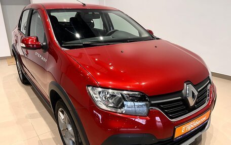 Renault Logan II, 2019 год, 1 275 000 рублей, 3 фотография