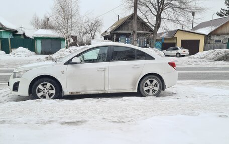 Chevrolet Cruze II, 2010 год, 500 000 рублей, 4 фотография