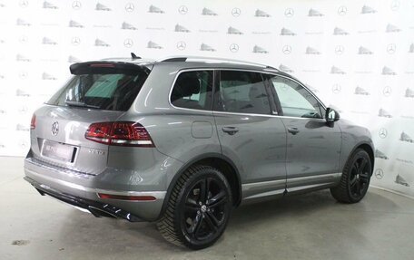 Volkswagen Touareg III, 2017 год, 4 850 000 рублей, 10 фотография