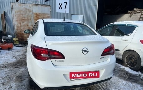 Opel Astra J, 2013 год, 630 000 рублей, 4 фотография