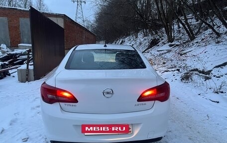 Opel Astra J, 2013 год, 630 000 рублей, 15 фотография