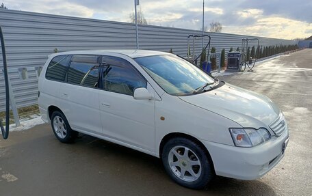 Toyota Gaia, 1999 год, 680 000 рублей, 14 фотография