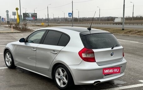 BMW 1 серия, 2004 год, 800 000 рублей, 2 фотография