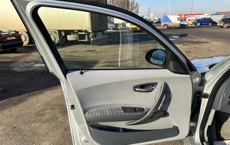 BMW 1 серия, 2005 год, 625 000 рублей, 22 фотография