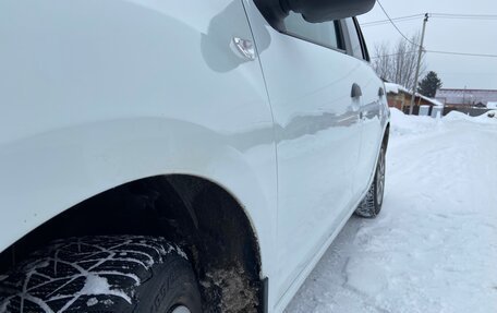 Renault Logan II, 2019 год, 660 000 рублей, 6 фотография