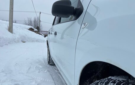 Renault Logan II, 2019 год, 660 000 рублей, 5 фотография